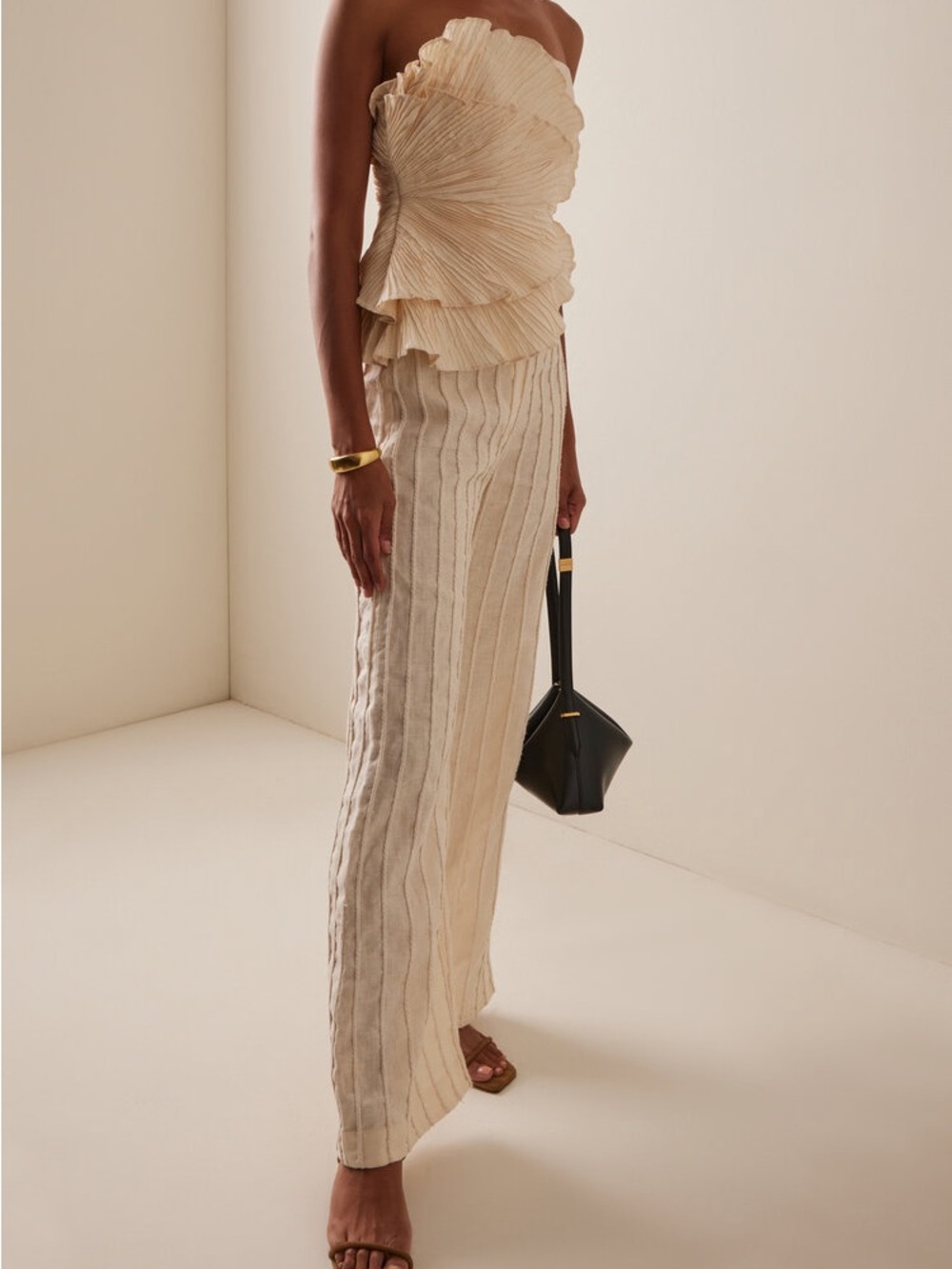 Andres Otalara Set - Tuyo Embroidered Pants 2 + Las Olas Pleated Linen Top 4